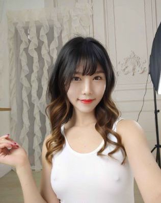 8禁止观看美女脱裤子男生桶_蓝光免费观看韩国