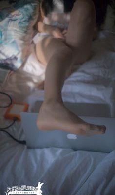 美国交换4伦理观看_DVDHD在线观看