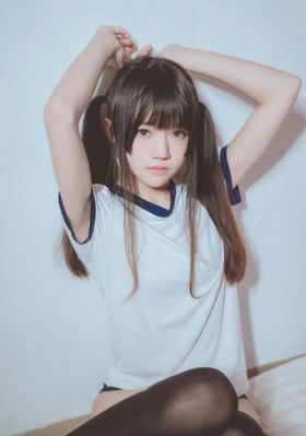 小肚子里涨满浓精好多_高清国产国语三级